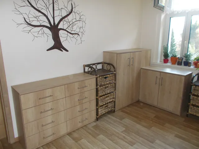 Vestavěné skříně